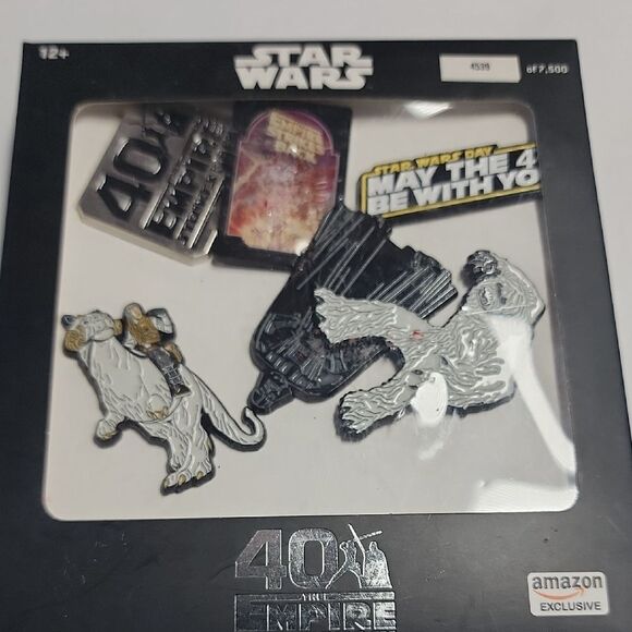 Star Wars 40th Anniversary Pin Set - Picture 1 of 4